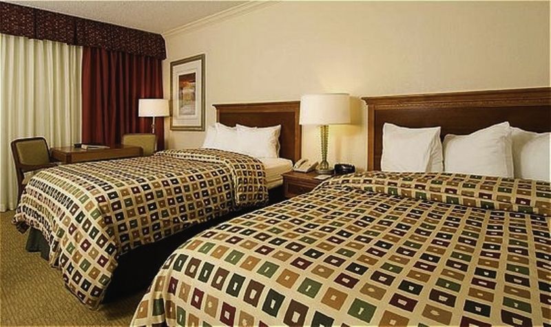 Ramada Inn Lafayette Conference Center Rom bilde