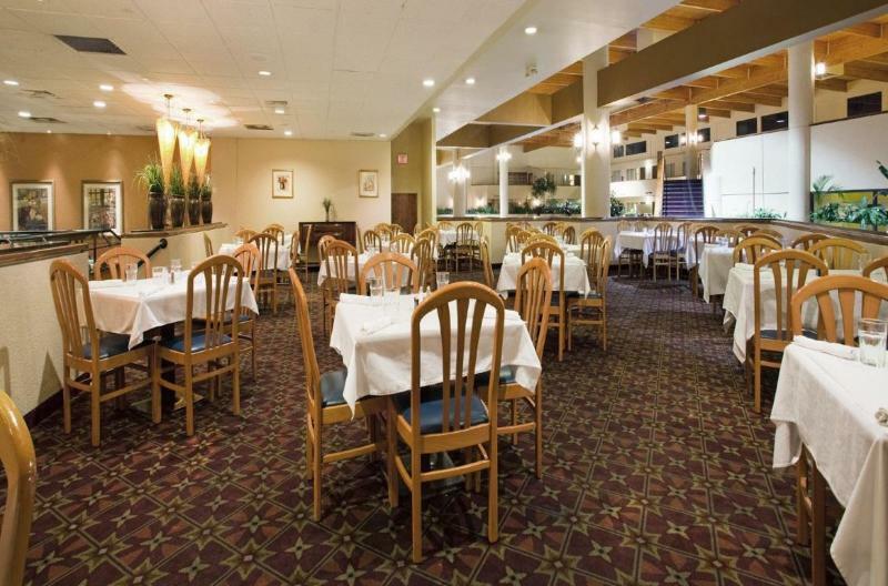 Ramada Inn Lafayette Conference Center Restaurant bilde